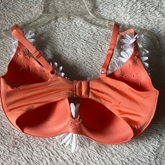 Handmade Festival Daisy Coral Bra Top - Picture 2 of 3
